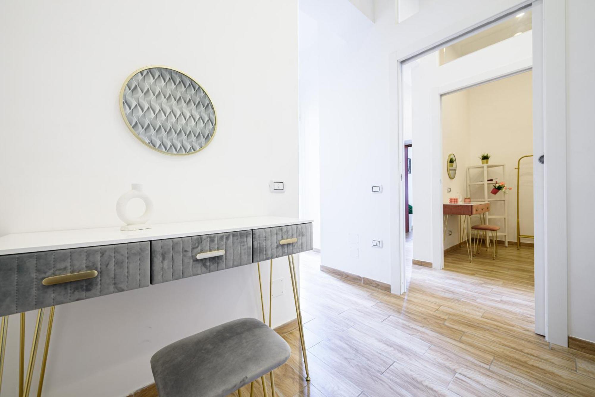 Luxury In Appartement Naples